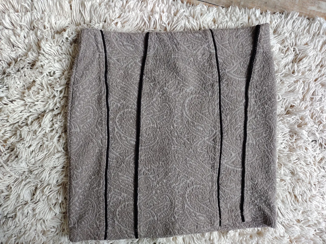 Minifalda Cuesta Blanca · Talle M