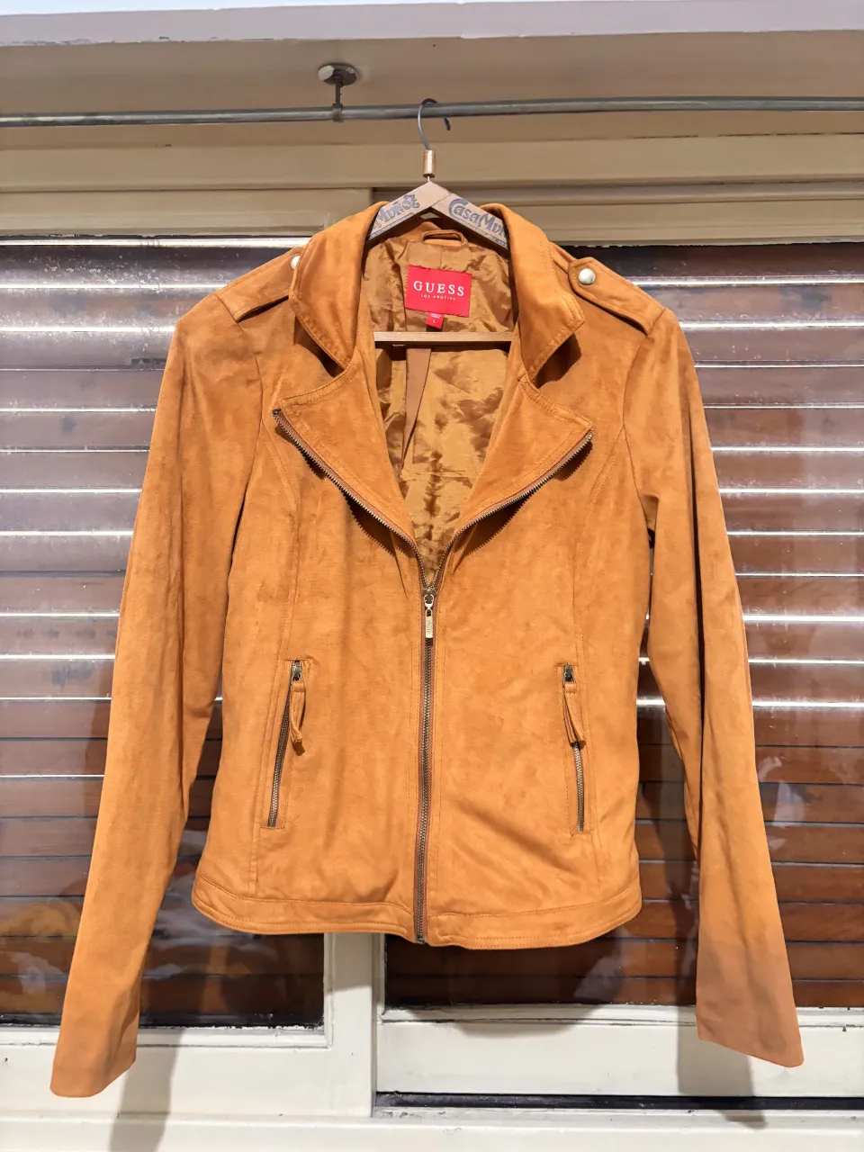 GUESS · Talle L