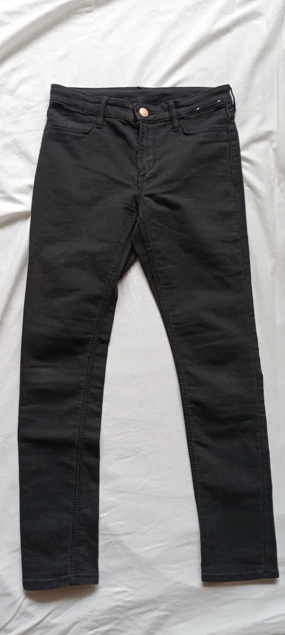 Jean H&M · Talle 10 años / 140 cm