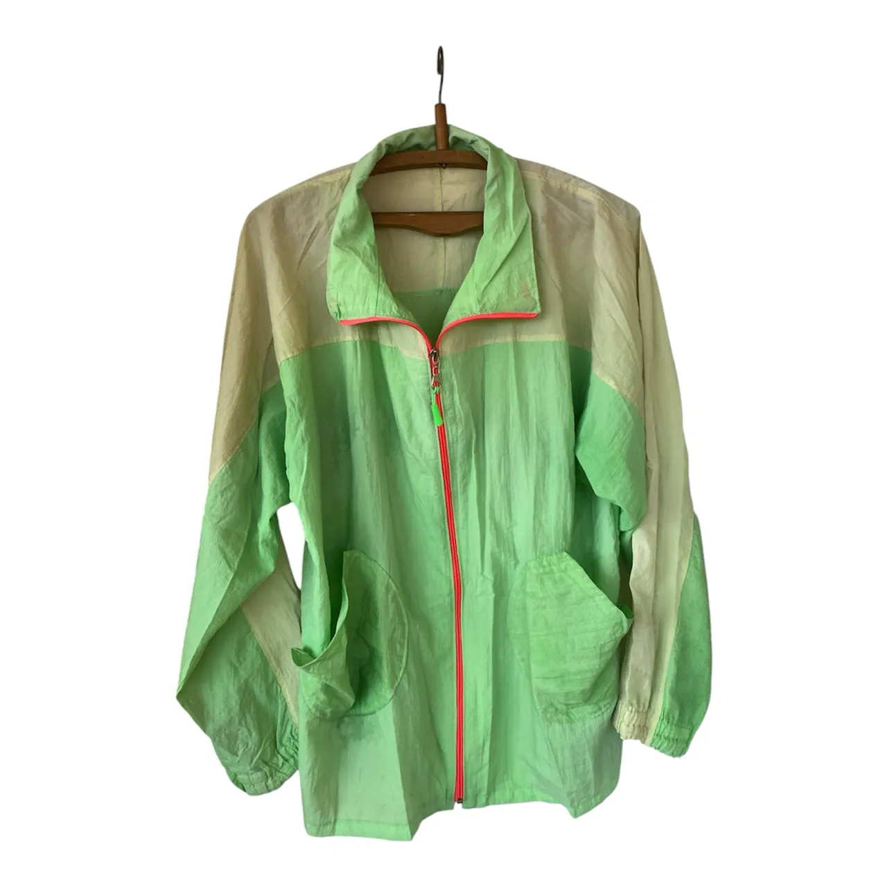 Campera Sin marca · Talle L