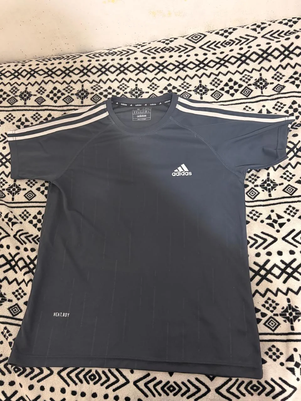 Remera adidas - imagen 1