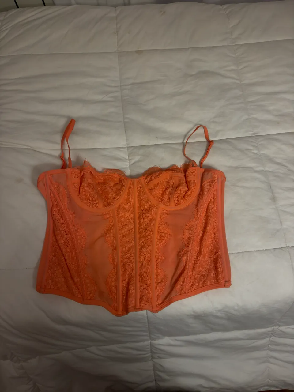 Urban Outfitters · Talle L