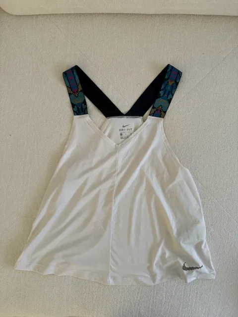 Nike · Talle S