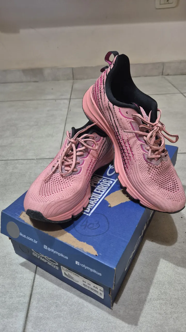 Zapatillas Olympikus · Talle AR 40
