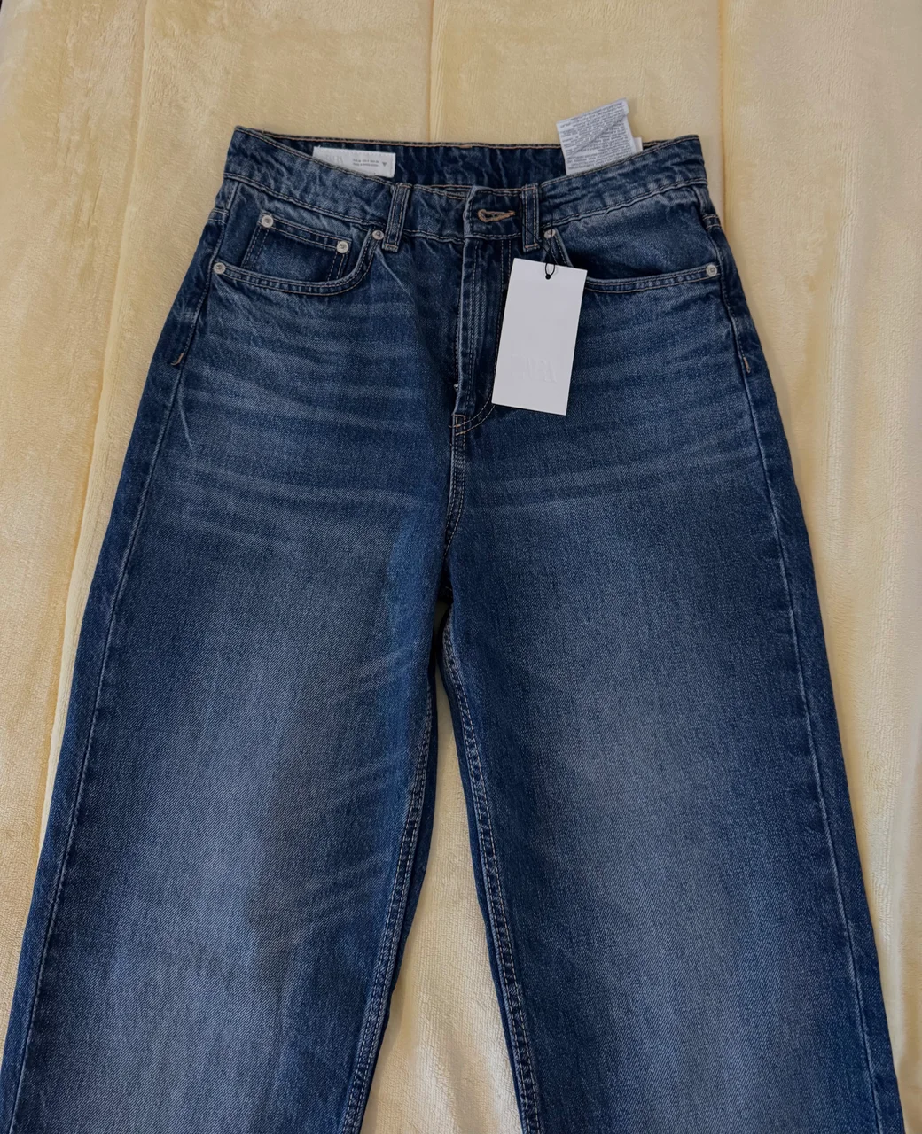 Zara · Talle EU 36