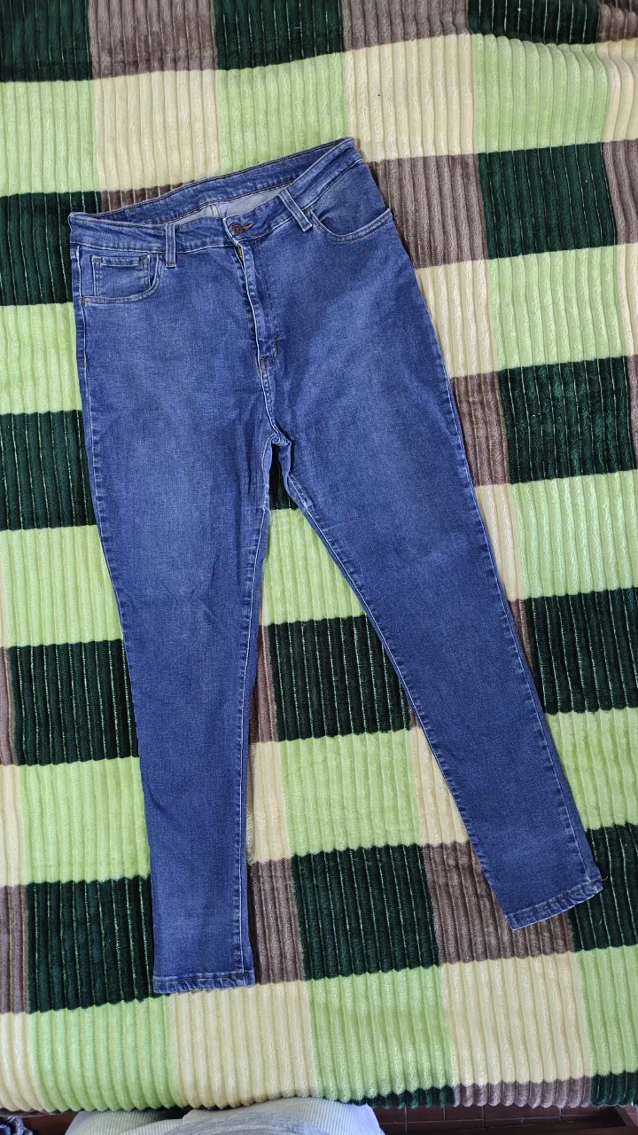 Jean Levi's - imagen 1