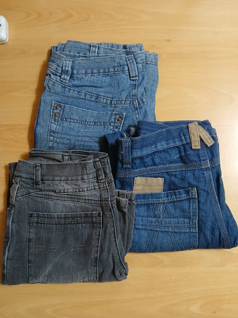 Lote de ropa Bender - imagen 1