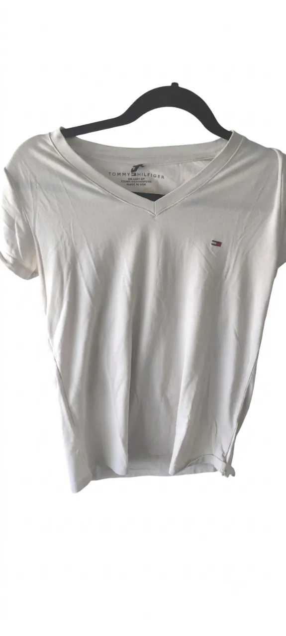 Remera Tommy Hilfiger · Talle S