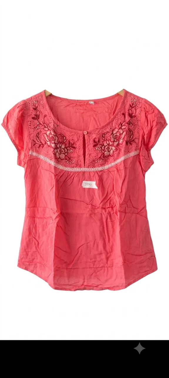 Blusa Ninguna · Talle S