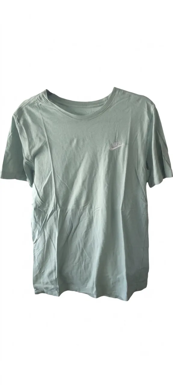Remera Nike · Talle M