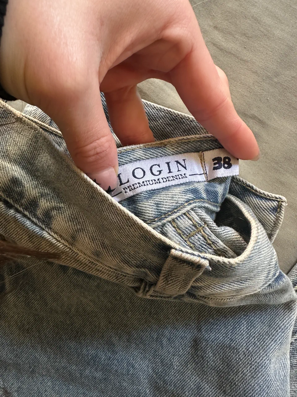 Pantalón  Login - imagen 2