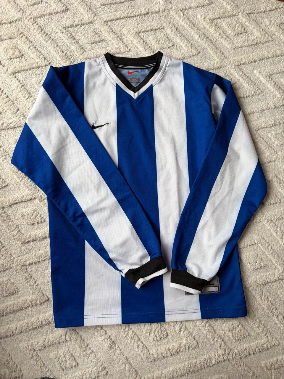 Ropa deportiva Nike - imagen 1
