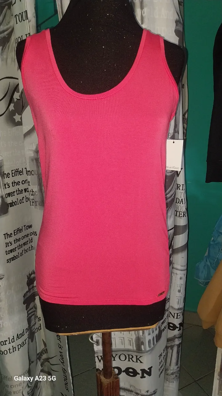 Calvin Klein · Talle 3