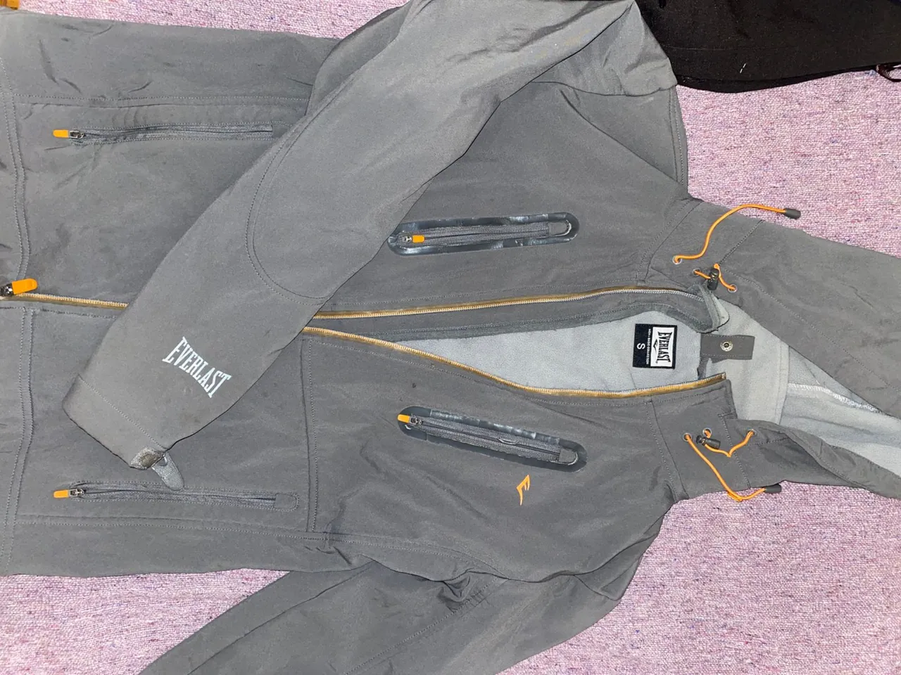 Campera Everlast - imagen 1