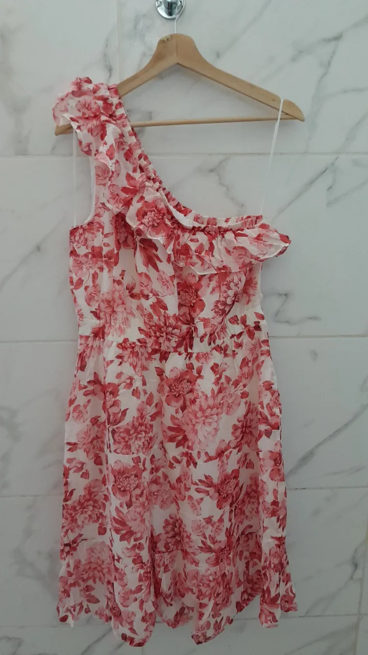 Vestido Forever New · Talle M
