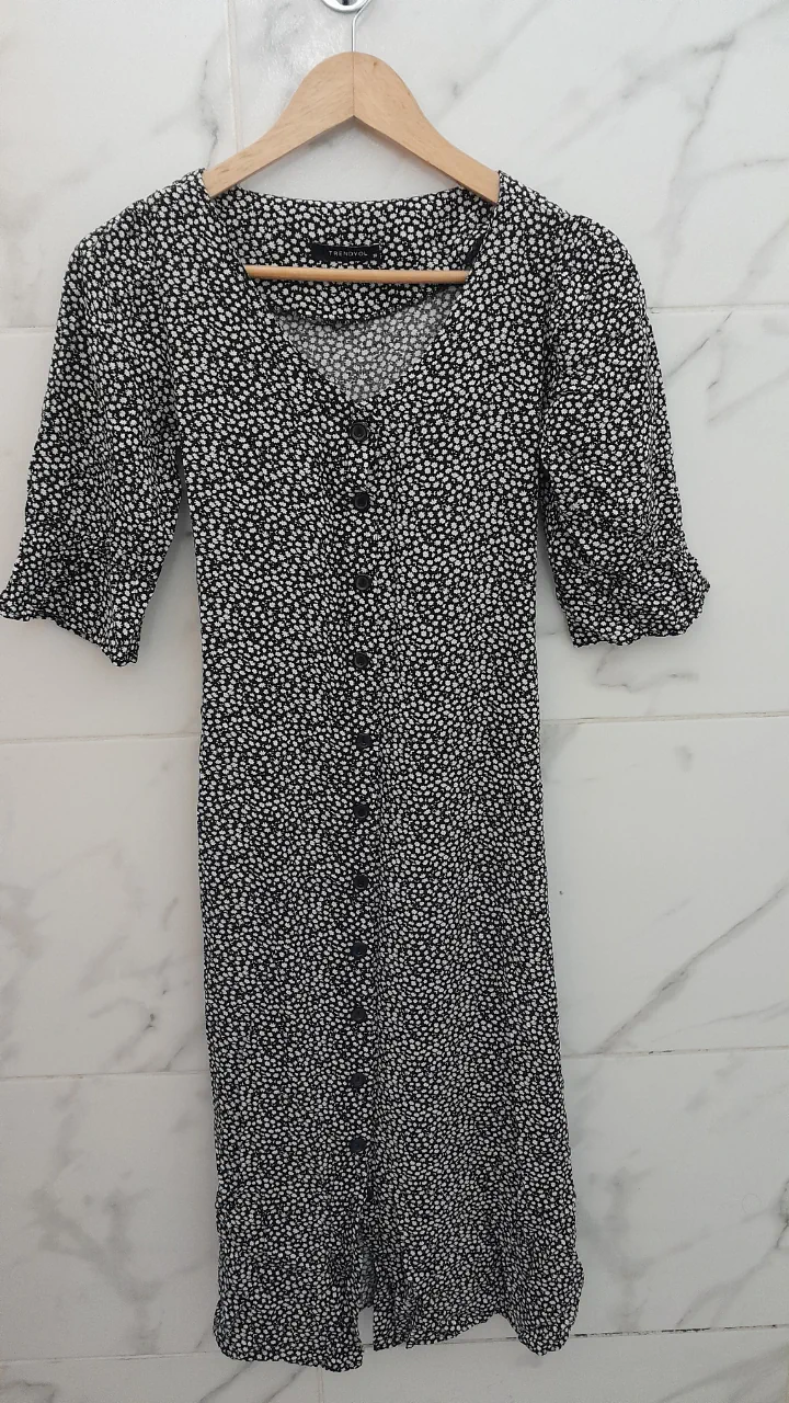Vestido Trendyol · Talle S