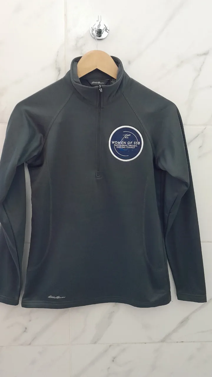 Buzo Eddie Bauer · Talle S