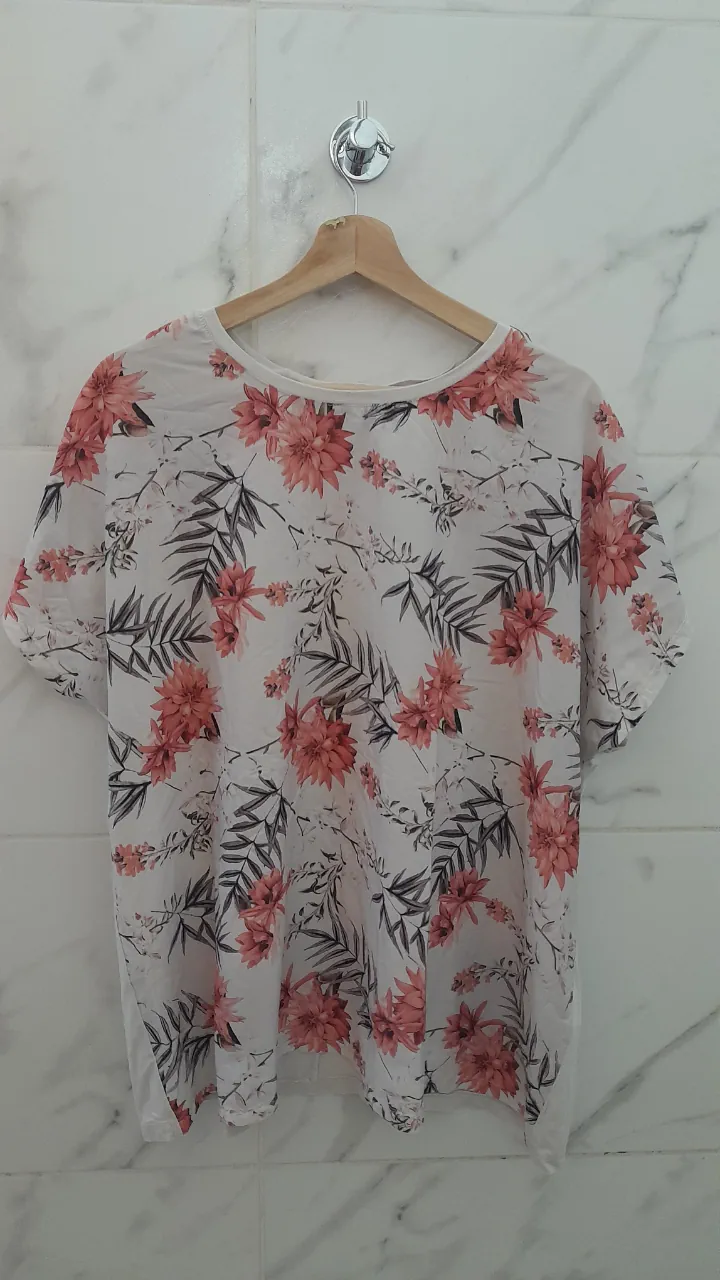 Blusa LC Waikiki · Talle 4XL