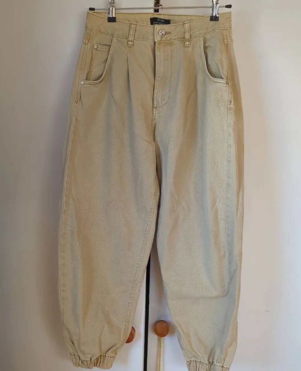 Bershka · Talle EU 38