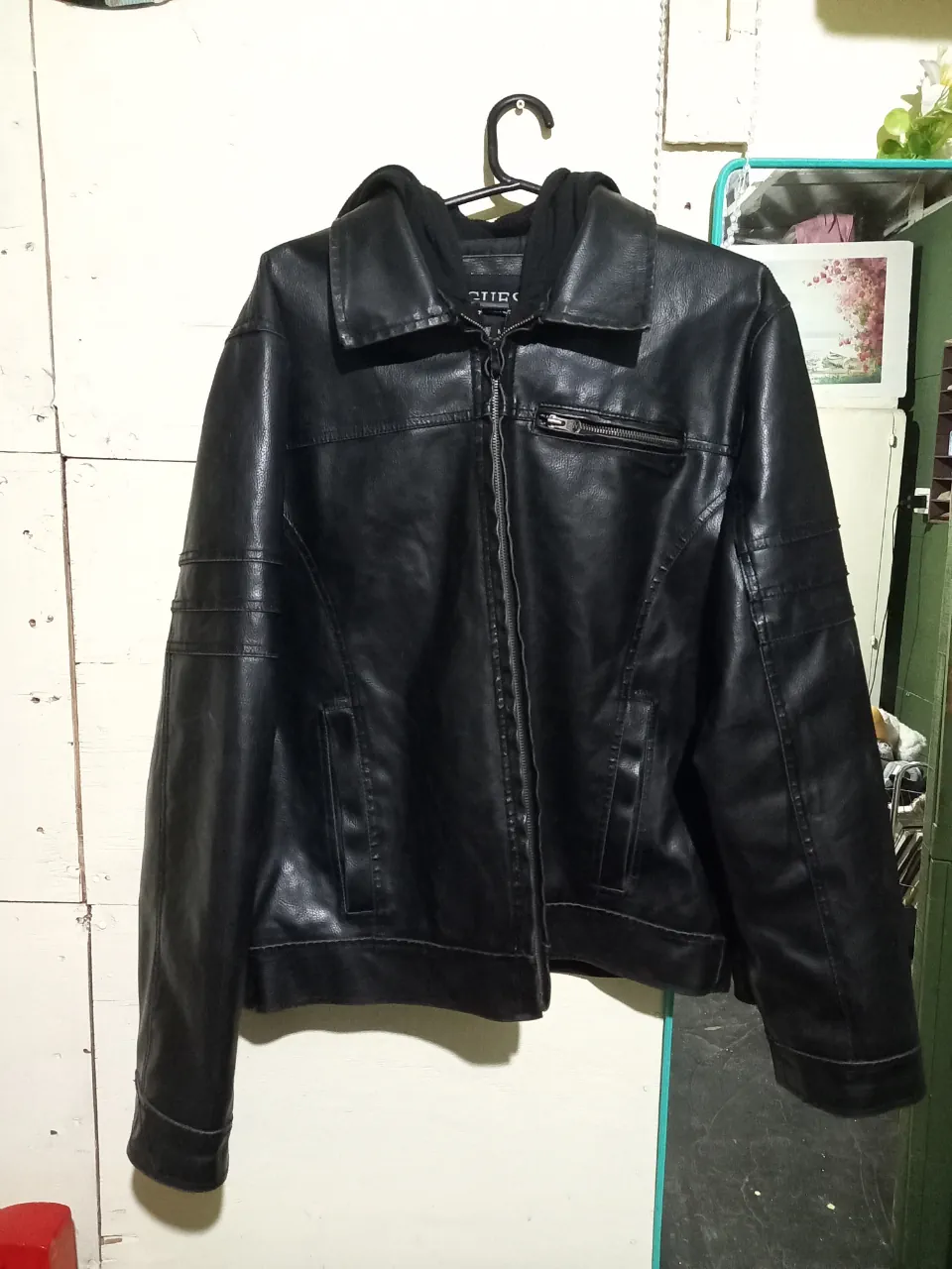 GUESS · Talle M