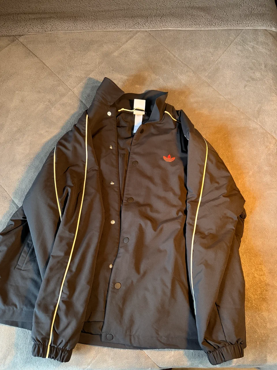 Campera adidas - imagen 1