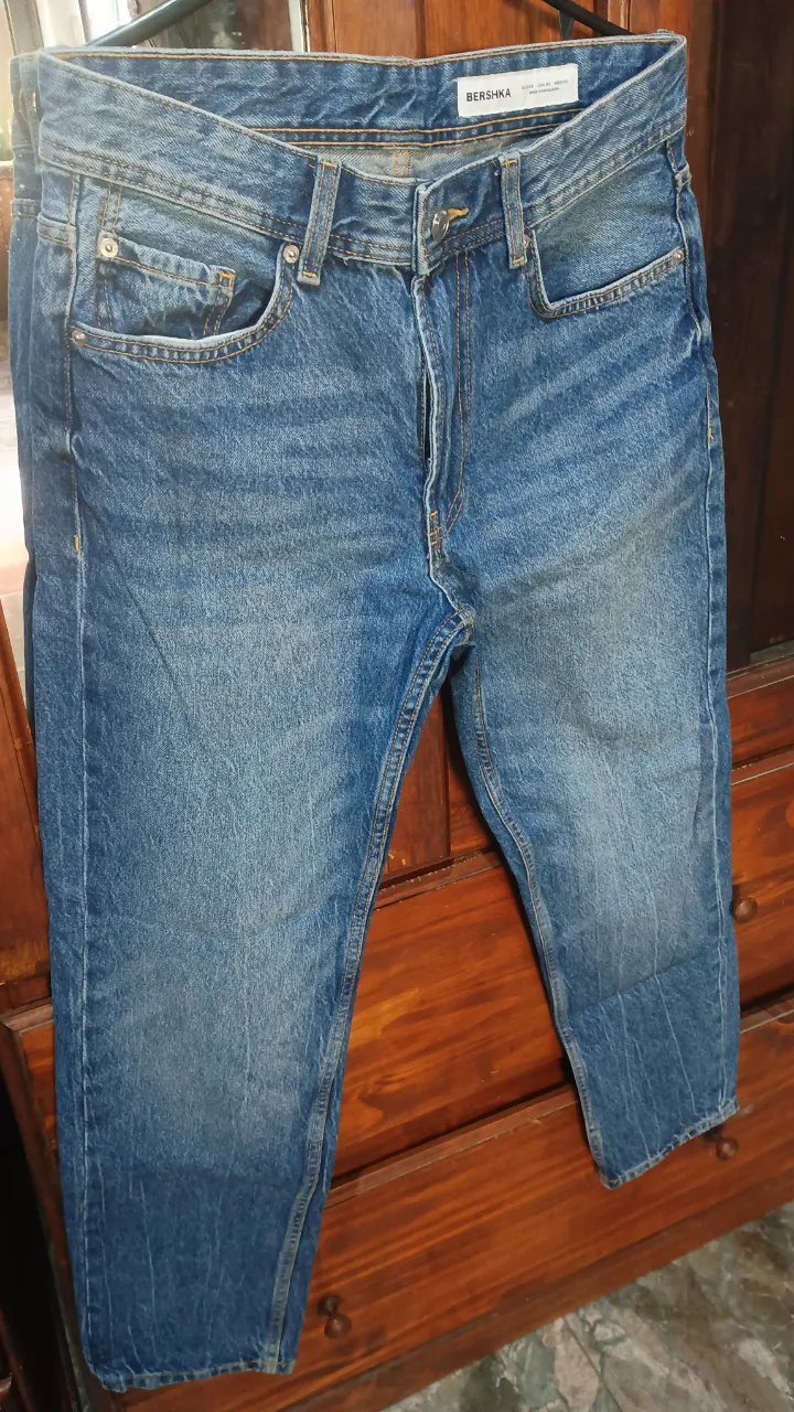 Jean Bershka · Talle US 30