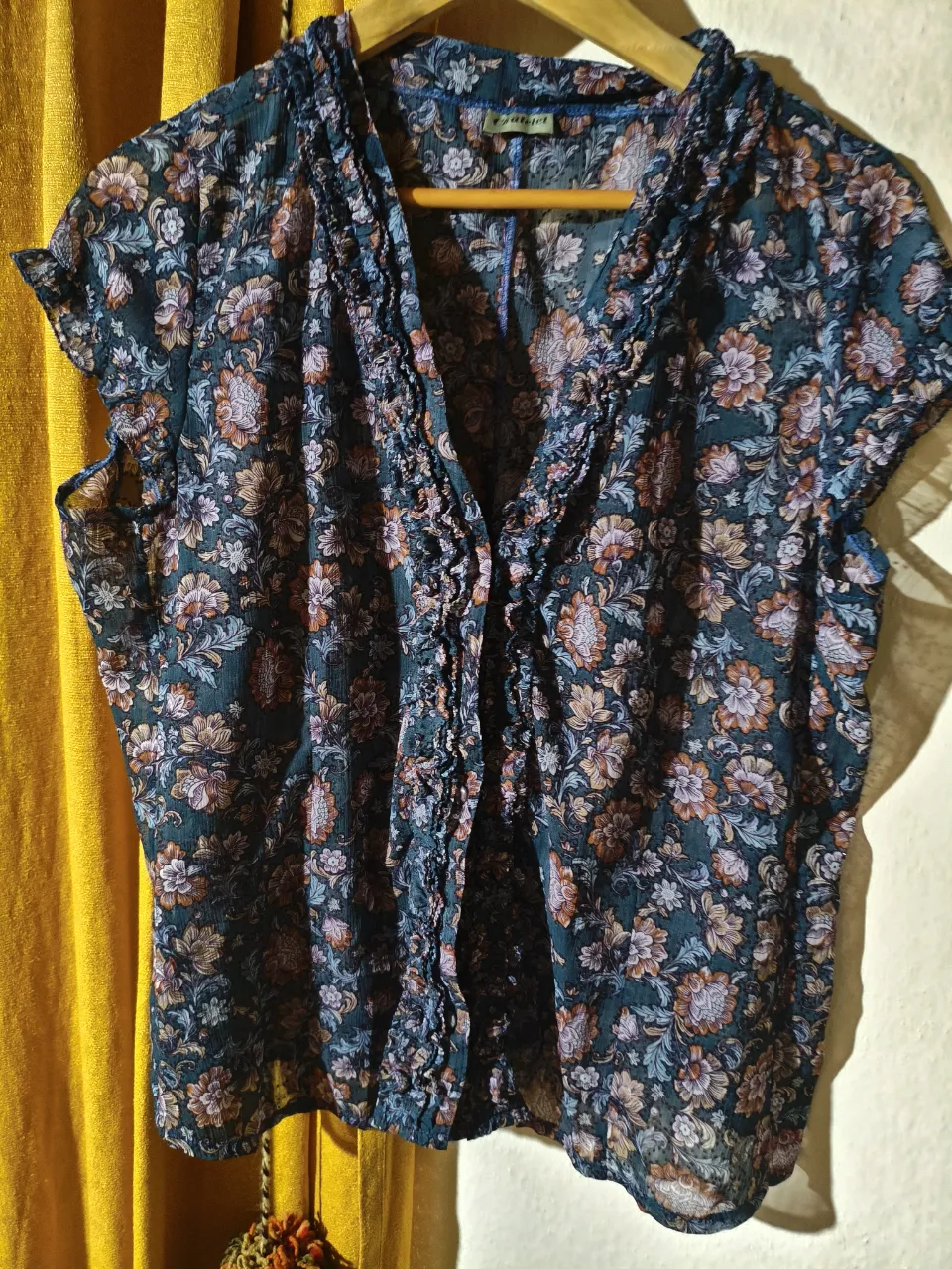 Blusa Chatelet · Talle L