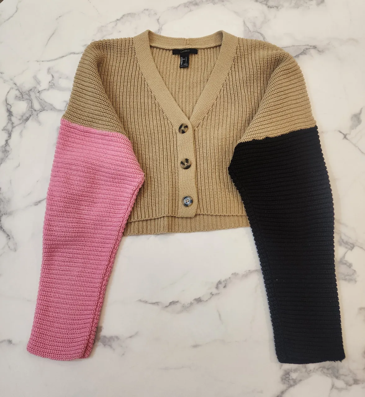 Cardigan Forever 21 · Talle L