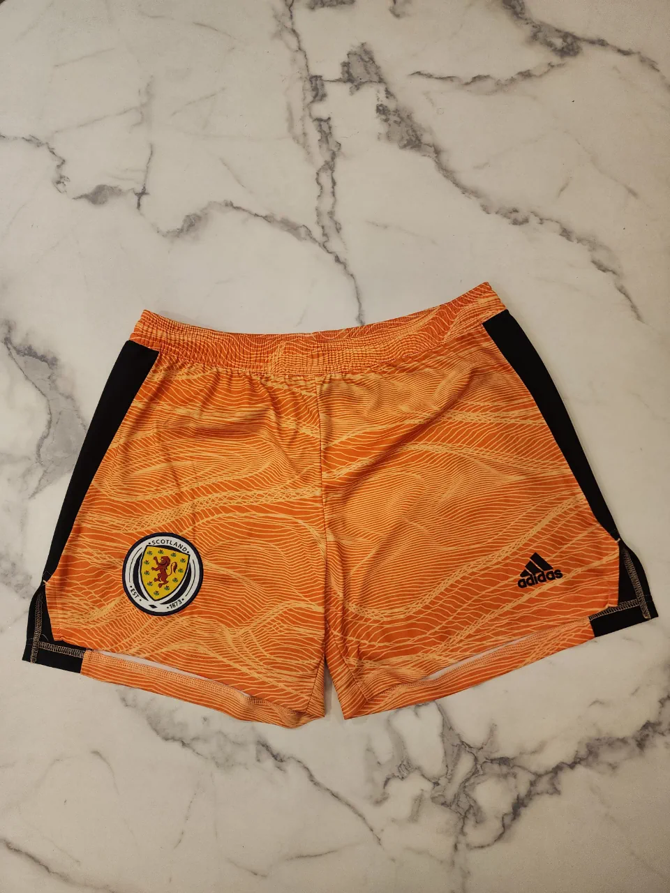 Short adidas - imagen 1