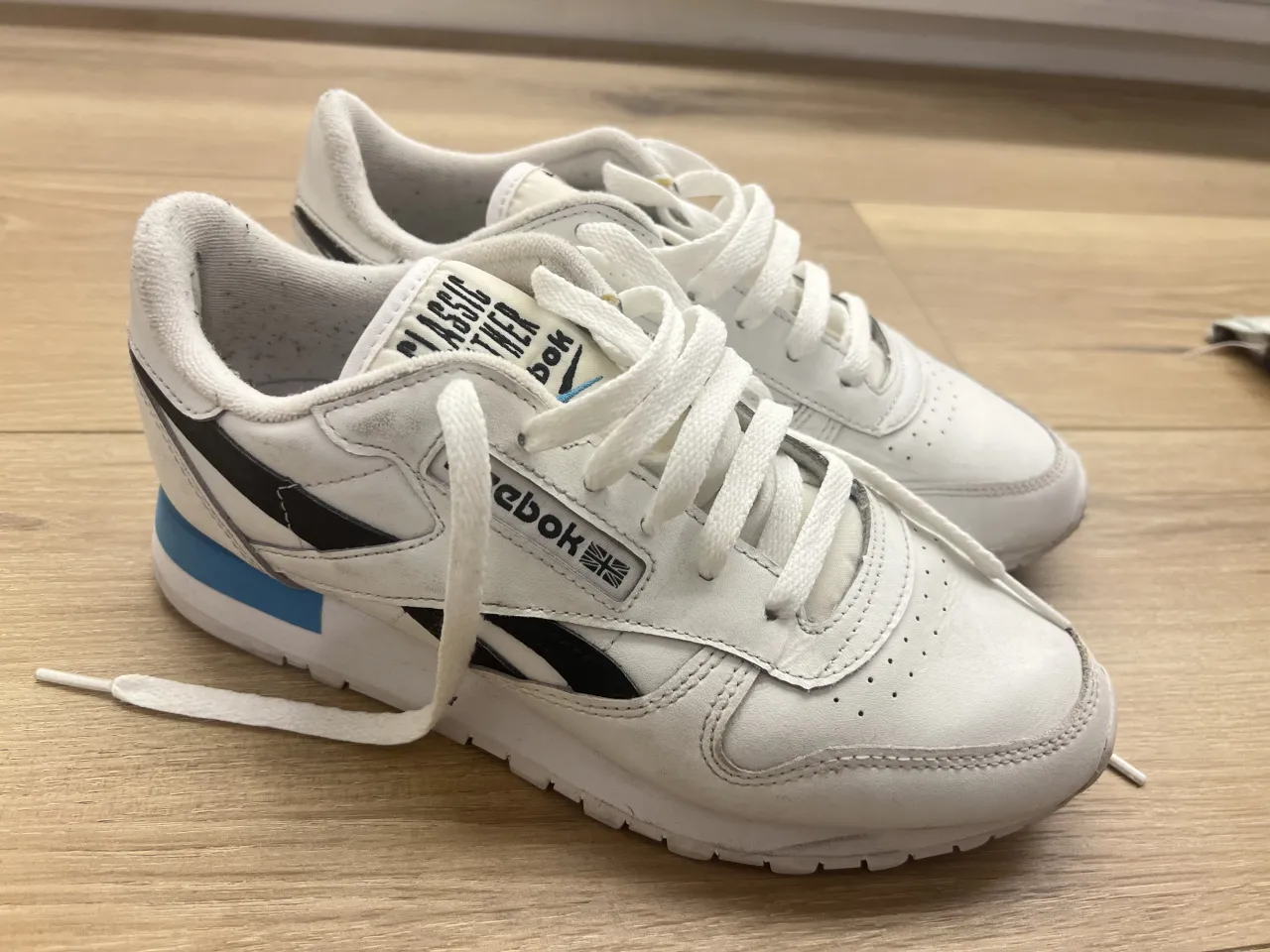 Reebok · Talle AR 35