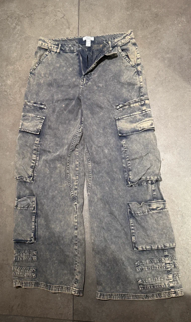 Forever 21 · Talle US 28