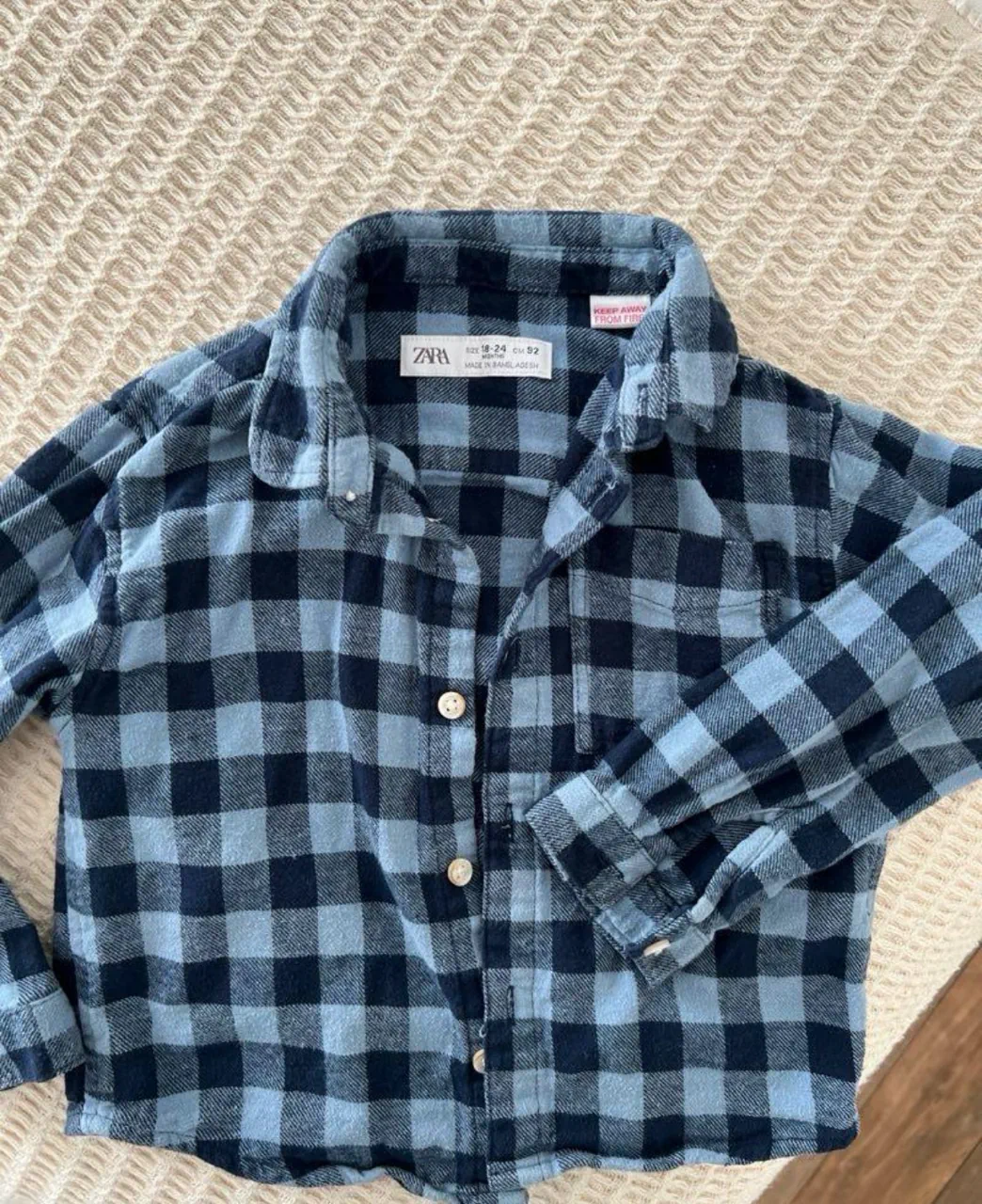 Camisa manga larga Zara · Talle 18–24 meses / 86 cm