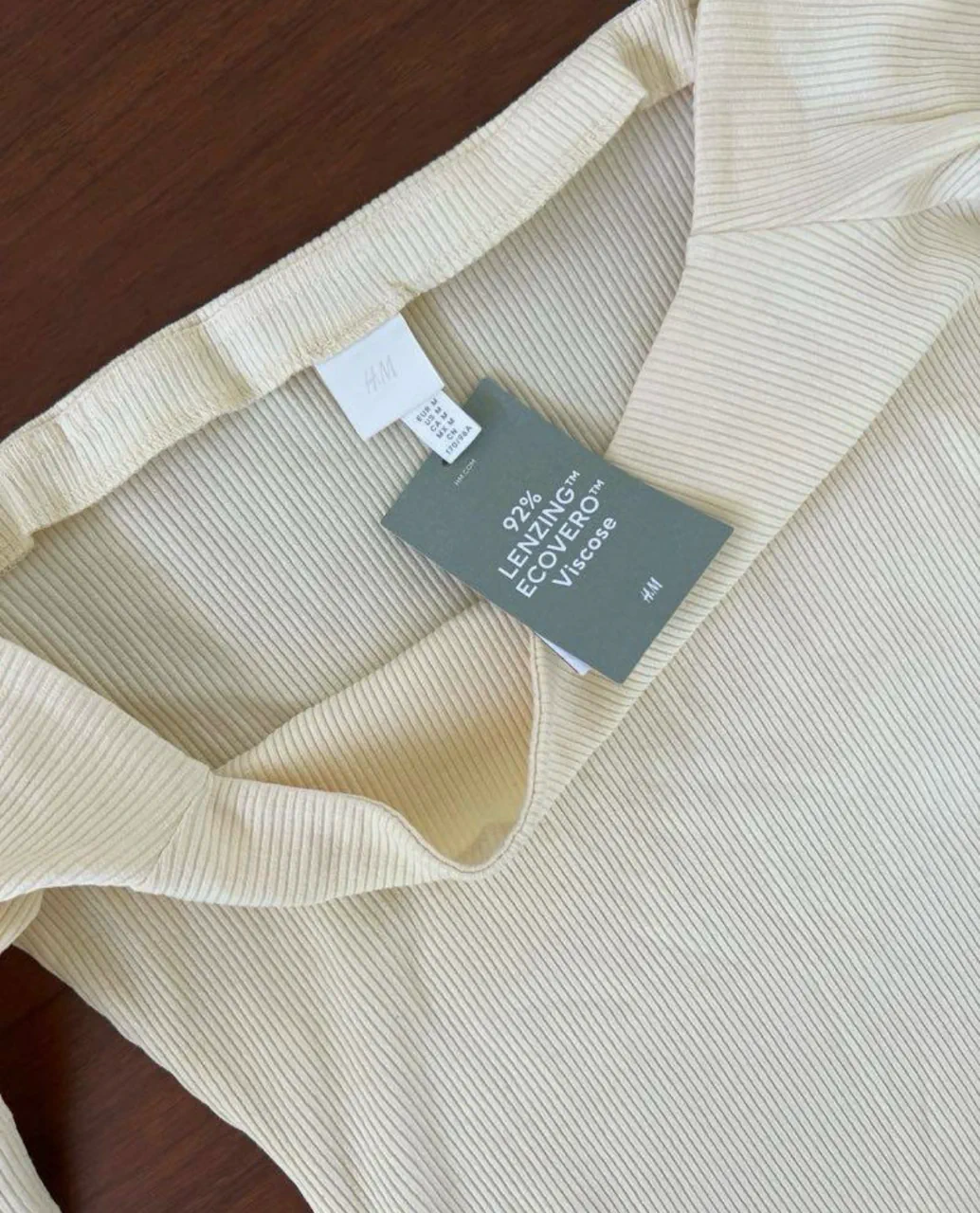 Remera H&M · Talle M