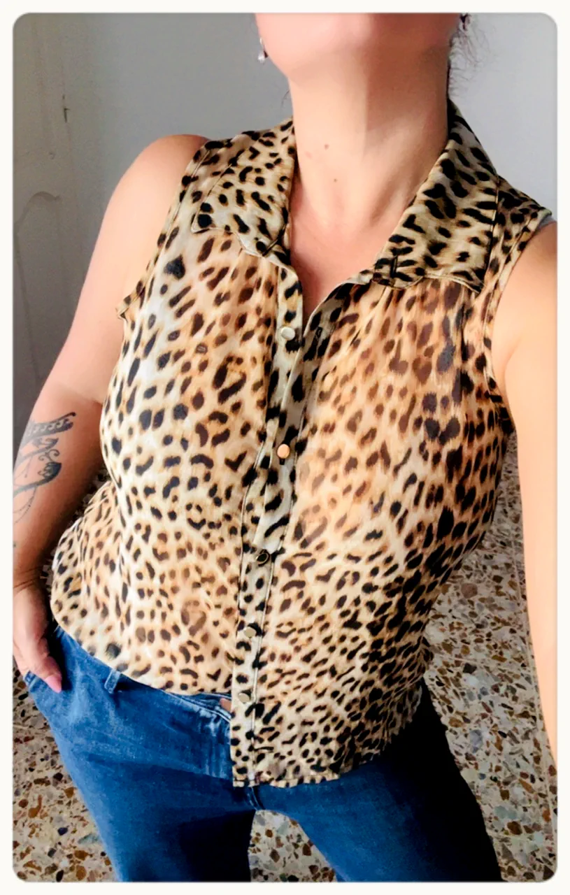 Blusa Sin marca 🩷 · Talle M