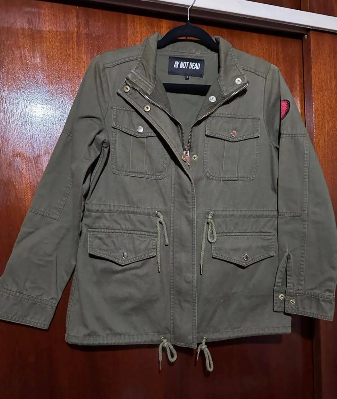 Campera Ay Not Dead - imagen 1