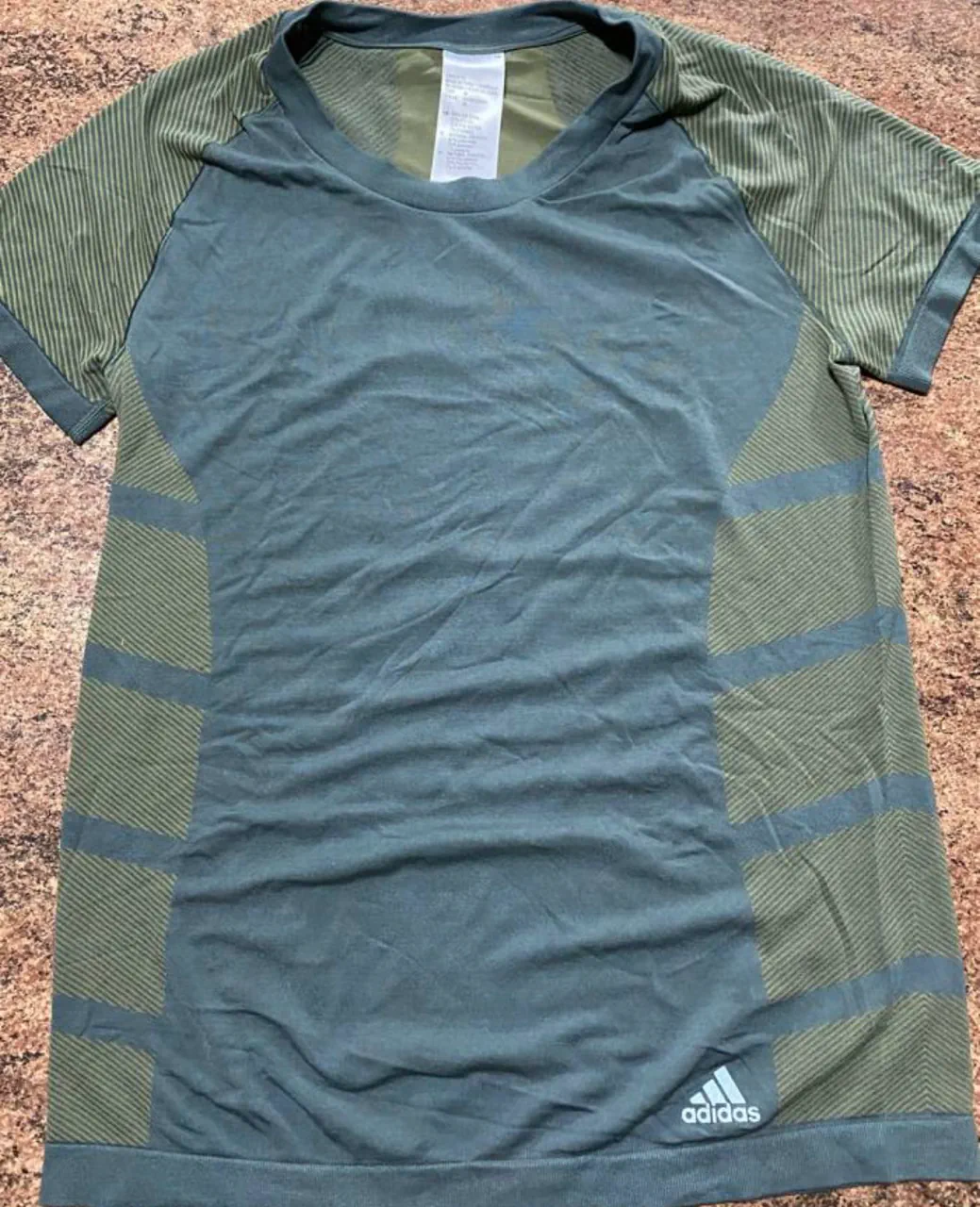 Remera adidas - imagen 1