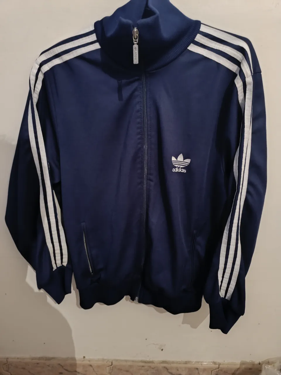 Campera adidas · Talle S