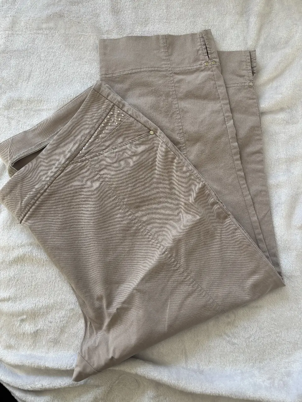 Pantalón CANDAE · Talle EU 44