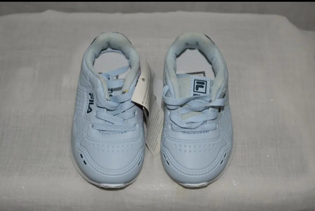 Zapatillas Fila · Talle AR 20