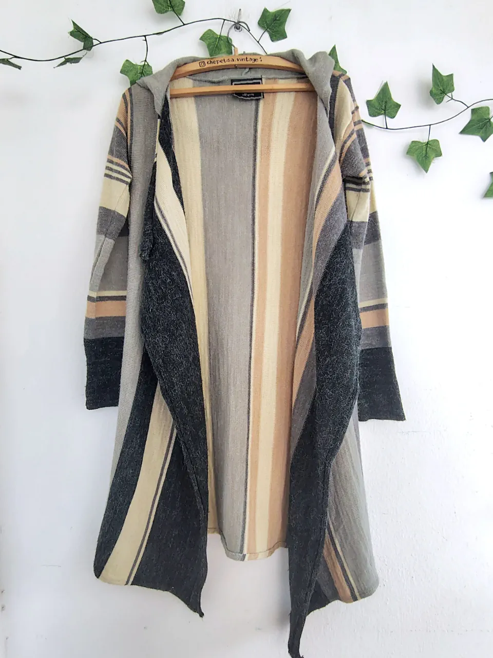 Cardigan 47 Street - imagen 1