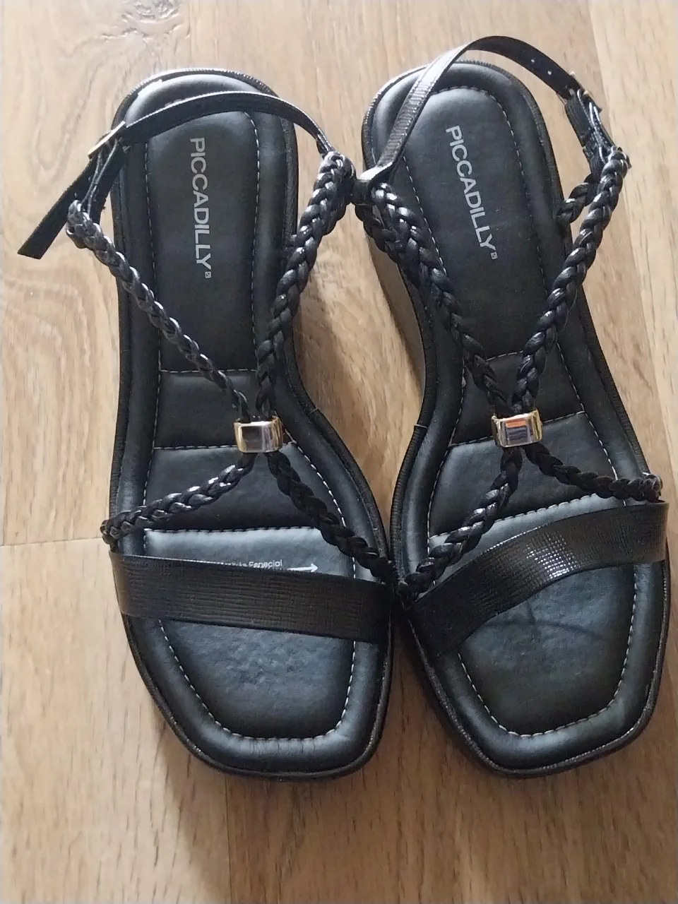 Piccadilly · Talle AR 39