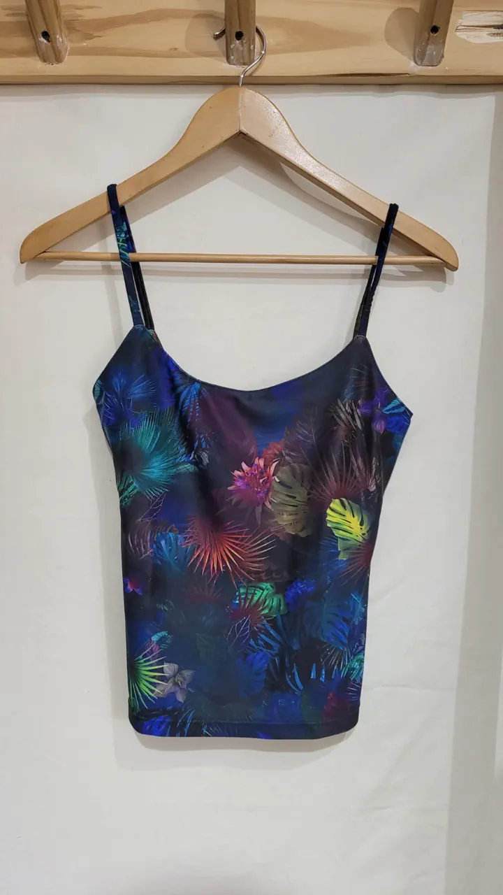 Musculosa Uma - imagen 1