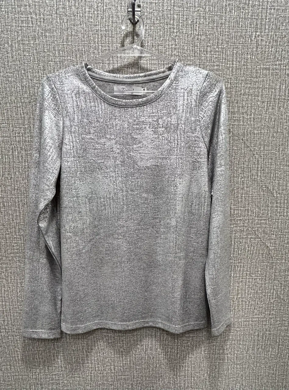Remera Tawil · Talle M
