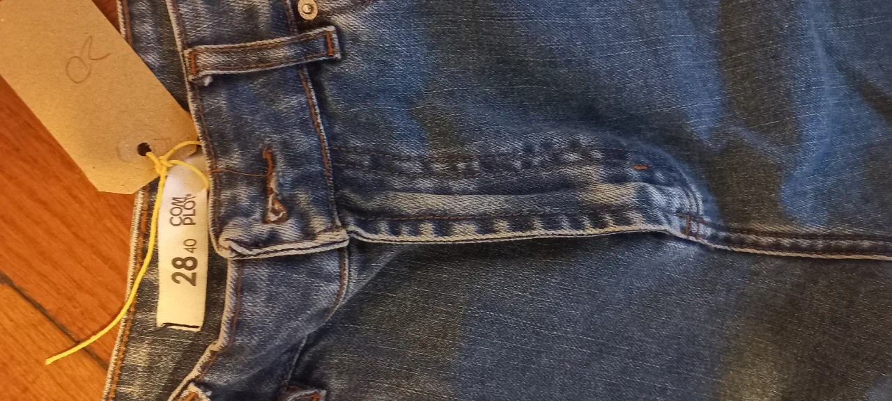 Complot Jeans · Talle MEX/ARG 28