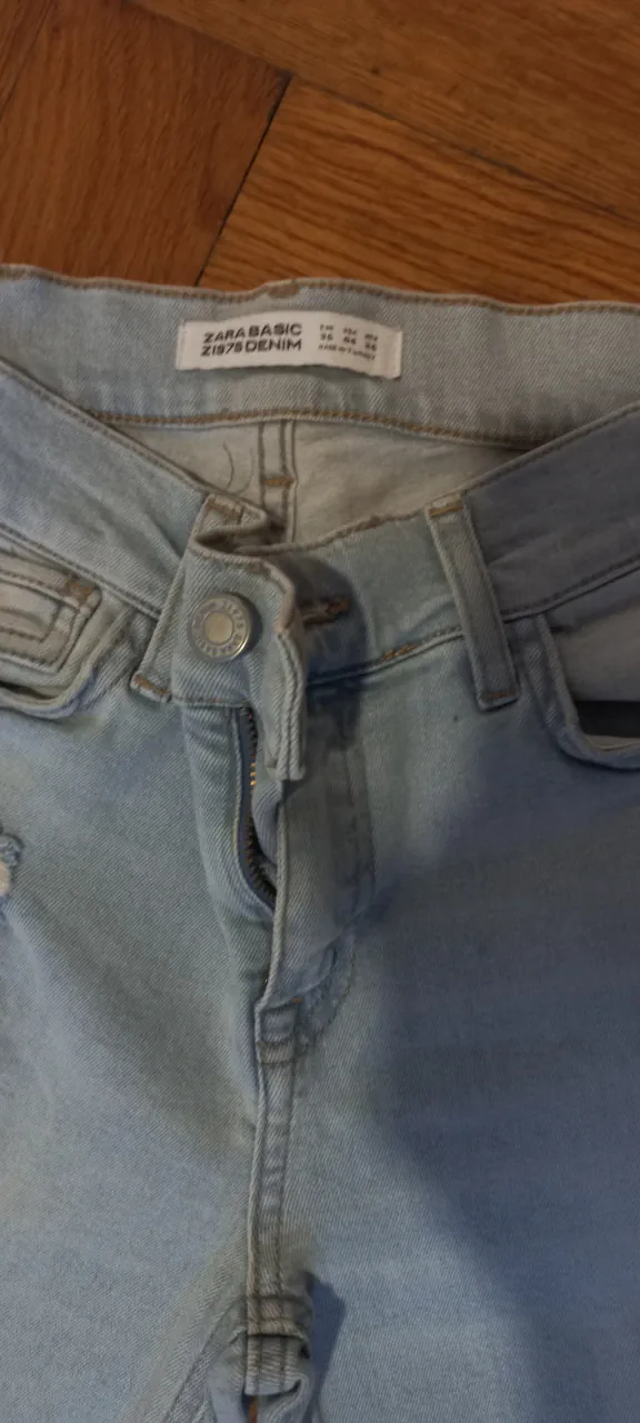 Zara Basic · Talle MEX/ARG 26