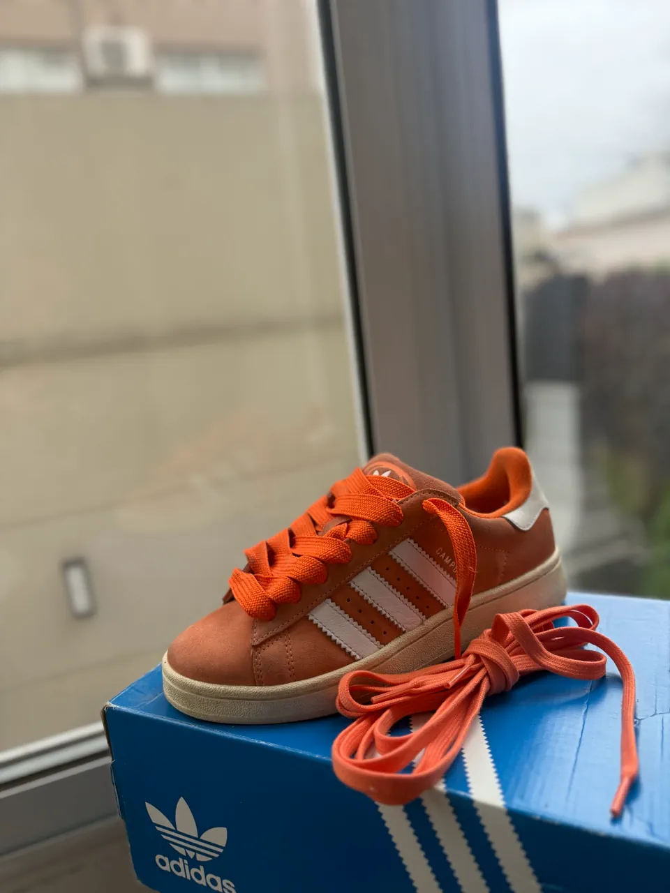 adidas · Talle US 6.5