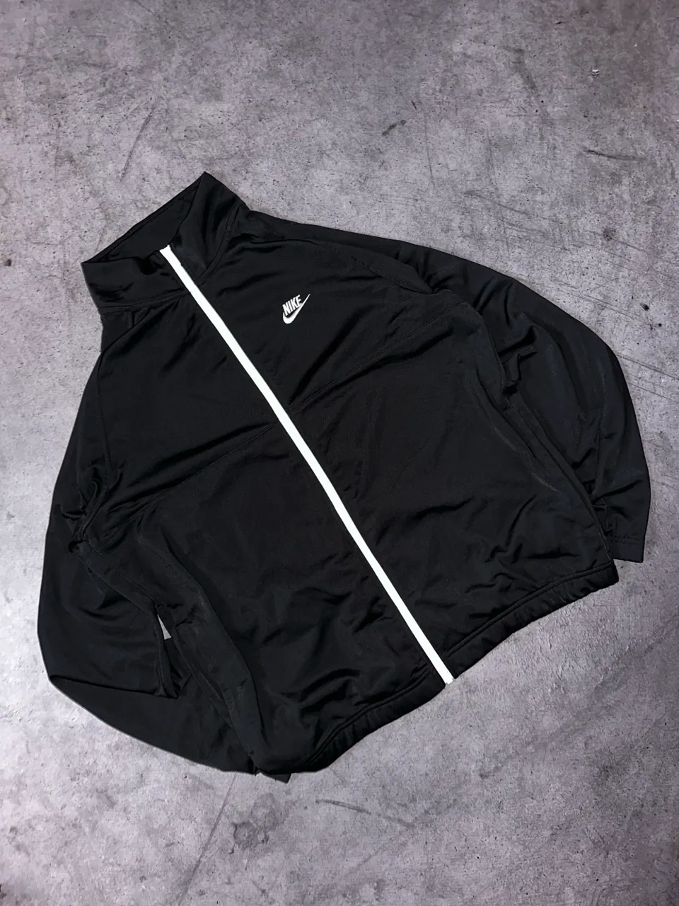 Nike · Talle L