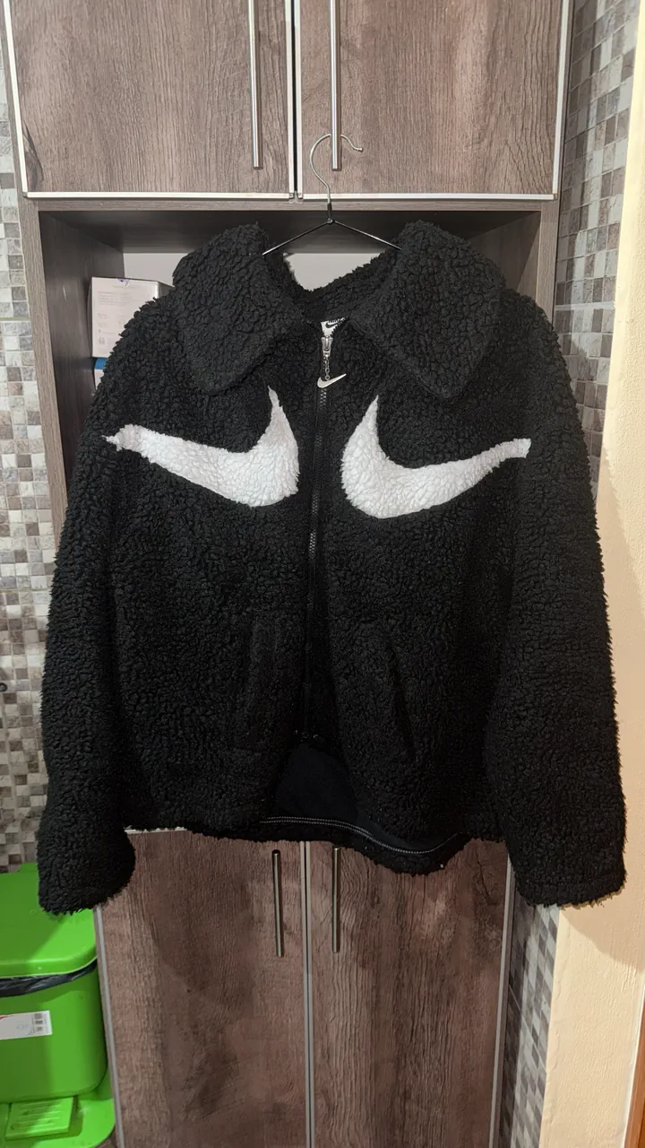 Campera Nike - imagen 1