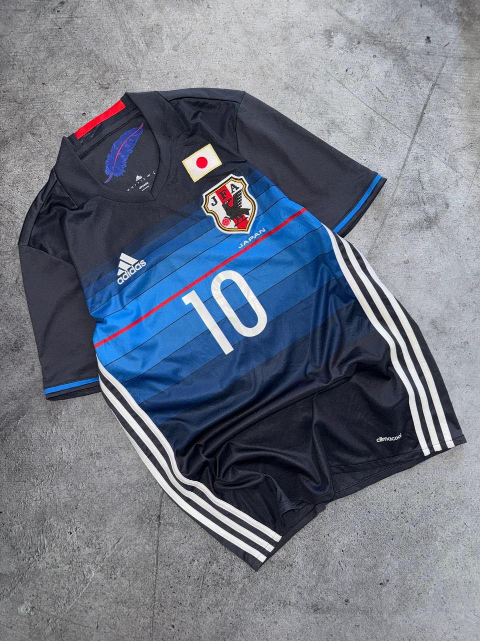 Remera adidas · Talle M