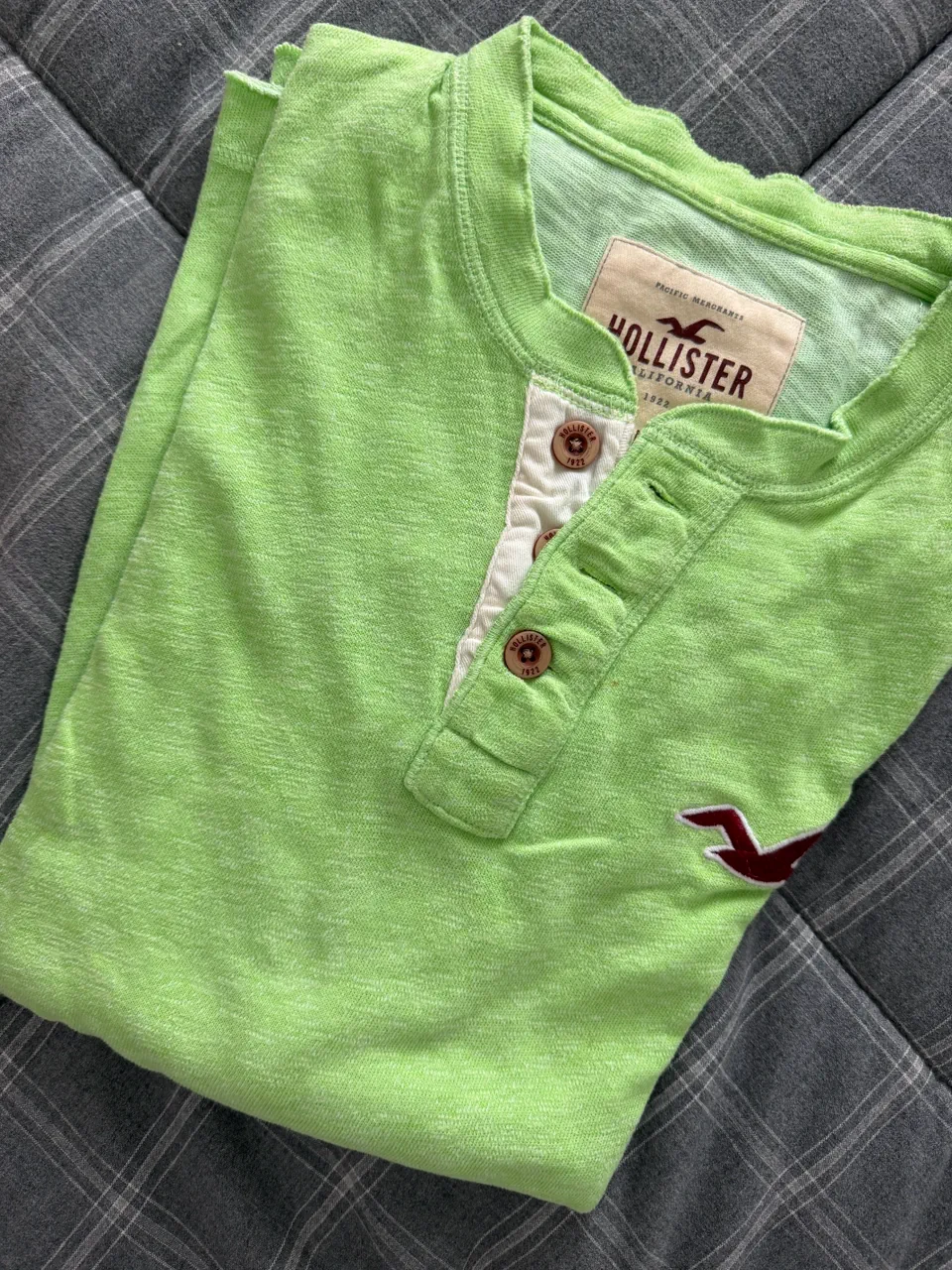 Hollister · Talle M
